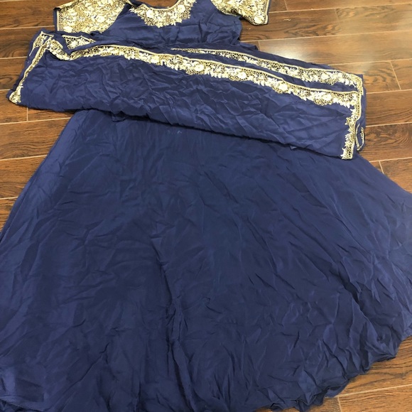 India dress - Picture 4 of 8